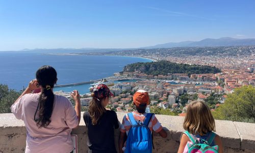 Sortie au château de Nice avec le centre de Loisirs pour enfant organisé l'association Loisirs Séjours Côte d'Azur
